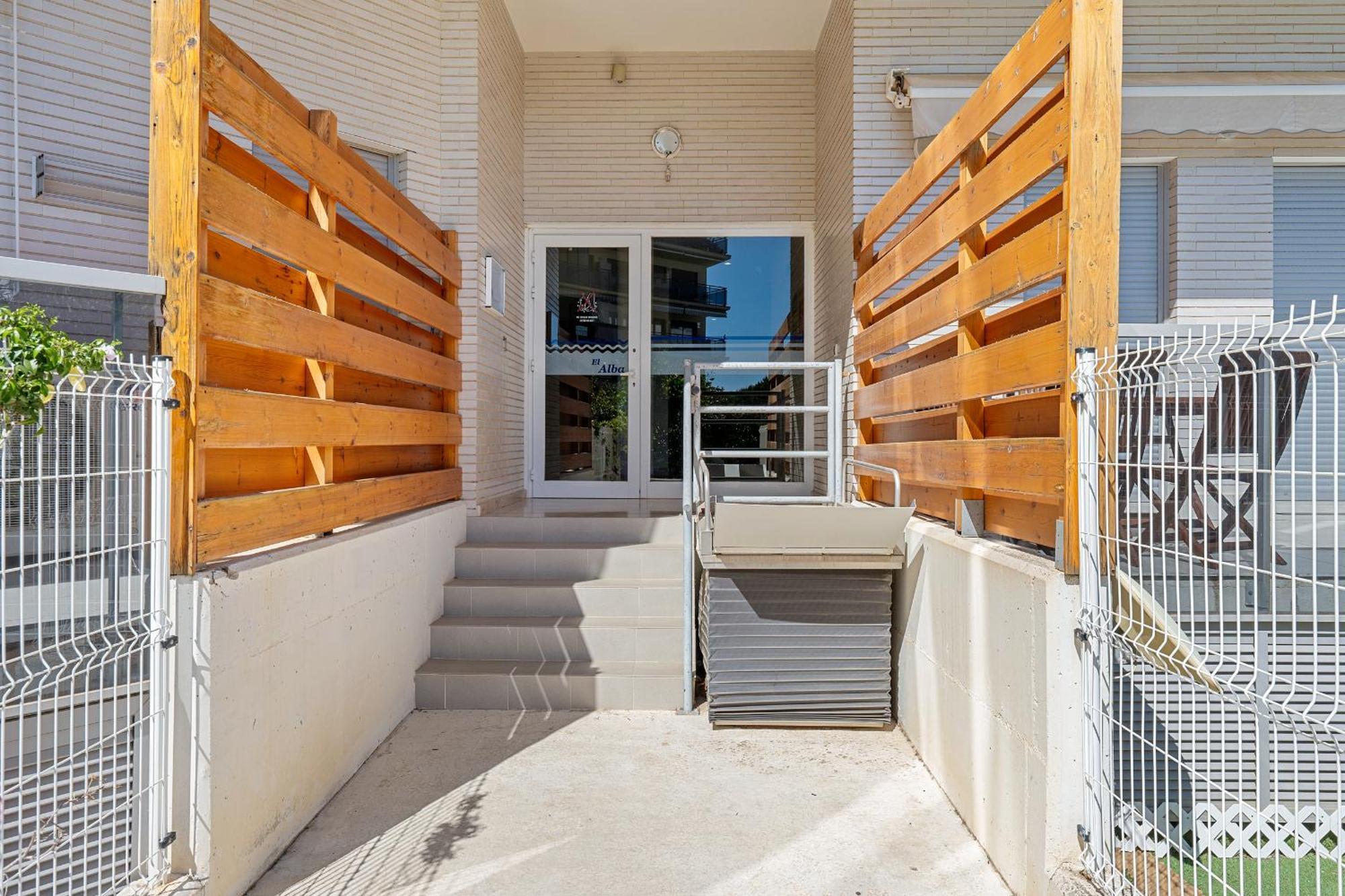 Hauzify I Apartament Mestral Cambrils Extérieur photo